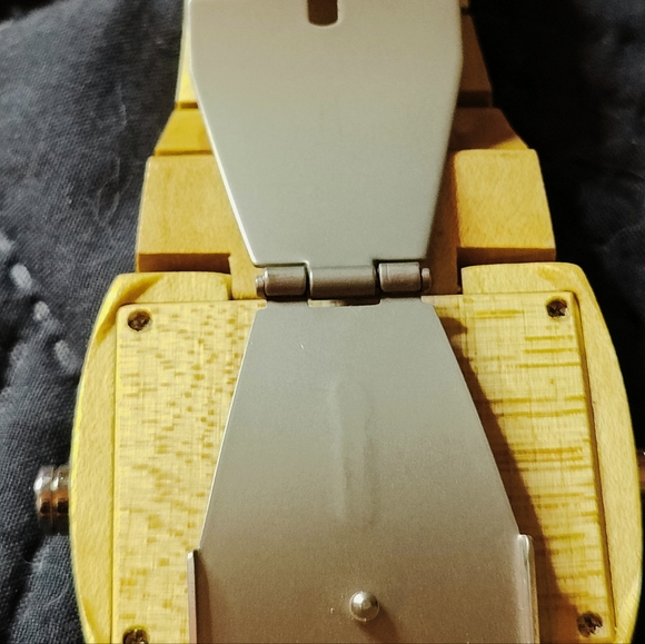 Unique WOODEN watch - Picture 6 of 8